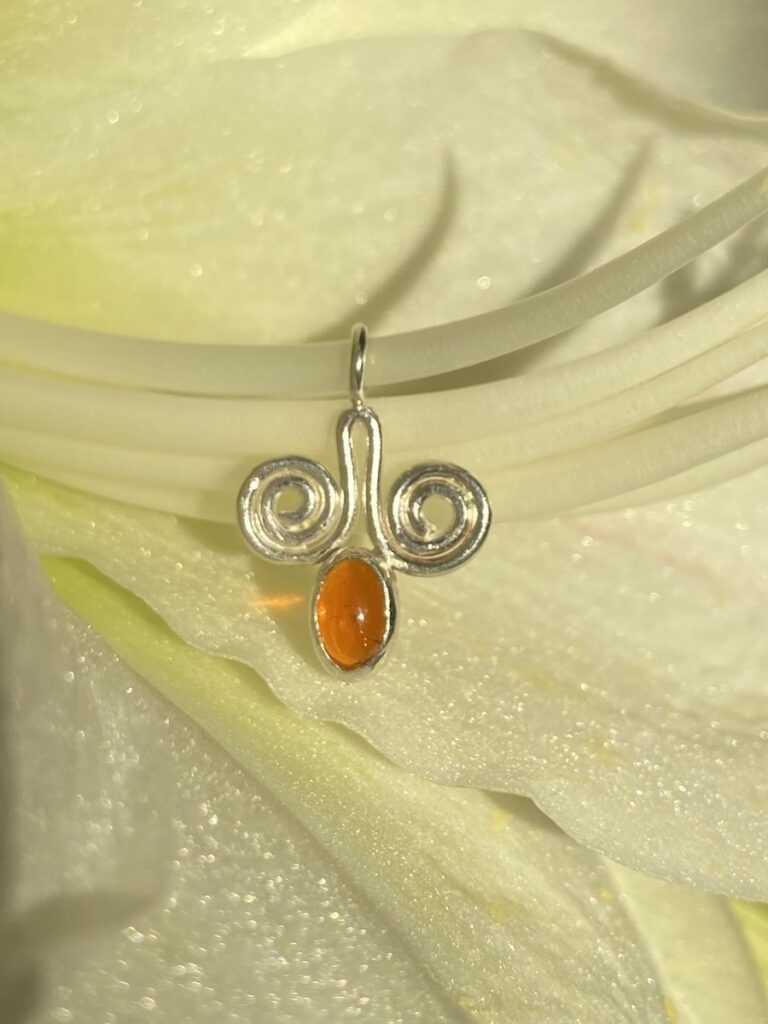 Element Eve - Eva Schöneweiß - Anhänger Silber Feueropal Charm