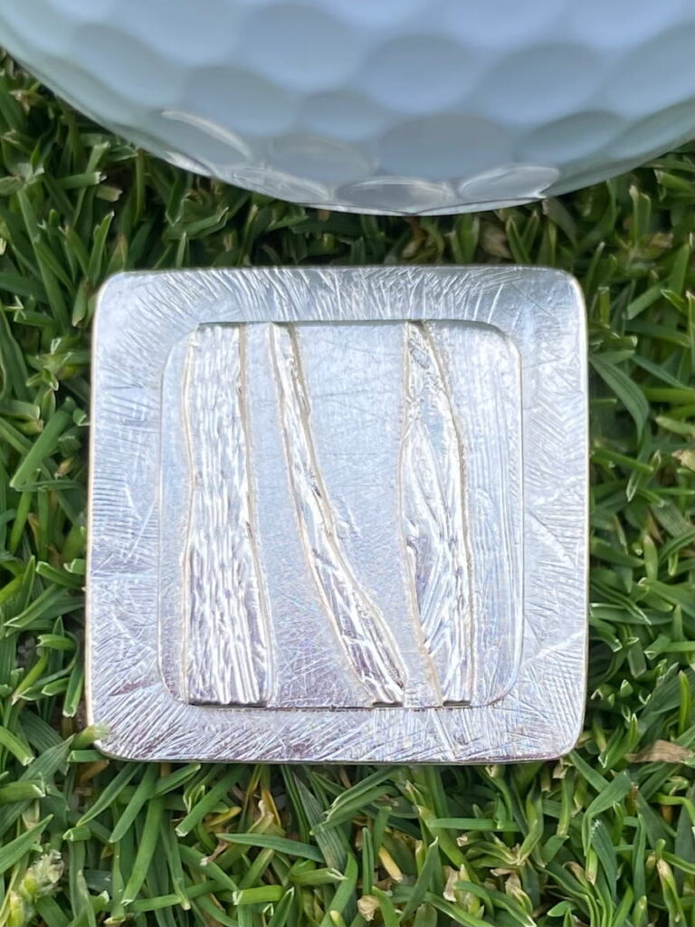 Element Eve - Eva Schöneweiß - Ballmarker Motiv Holzmaserung 2
