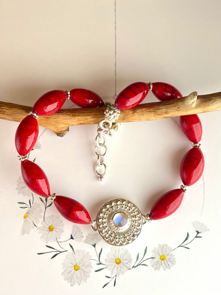 Element Eve - Eva Schöneweiß - Armband Muranoglas rot Mondstein